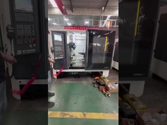 Máquina de taladrado y roscado