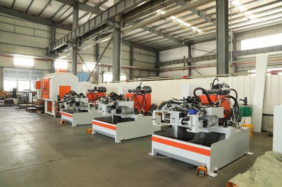Máquina de fundición multidireccional hidráulica automática Componentes precisos Lado frontal Cojinete de núcleo de mezcla doble Motor