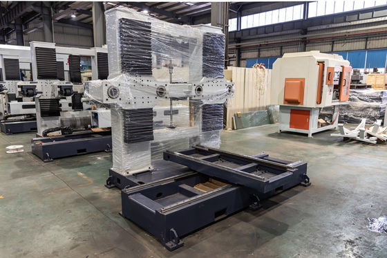 Cuatro seis máquinas pulidoras del CNC de AXIS para las mercancías sanitarias