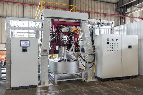 2 manipulantes LPDC trabajan a máquina 700KG/H con impulsado por motor servo