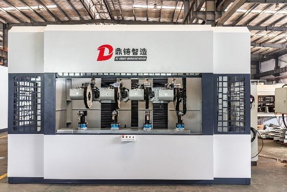 El universal 6 disminuye la máquina pulidora del CNC para los cuerpos de cobre amarillo del golpecito