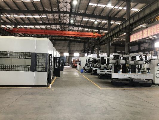 La máquina rotatoria más nueva 20m/min del CNC 380V para el cuerpo de pulido del grifo